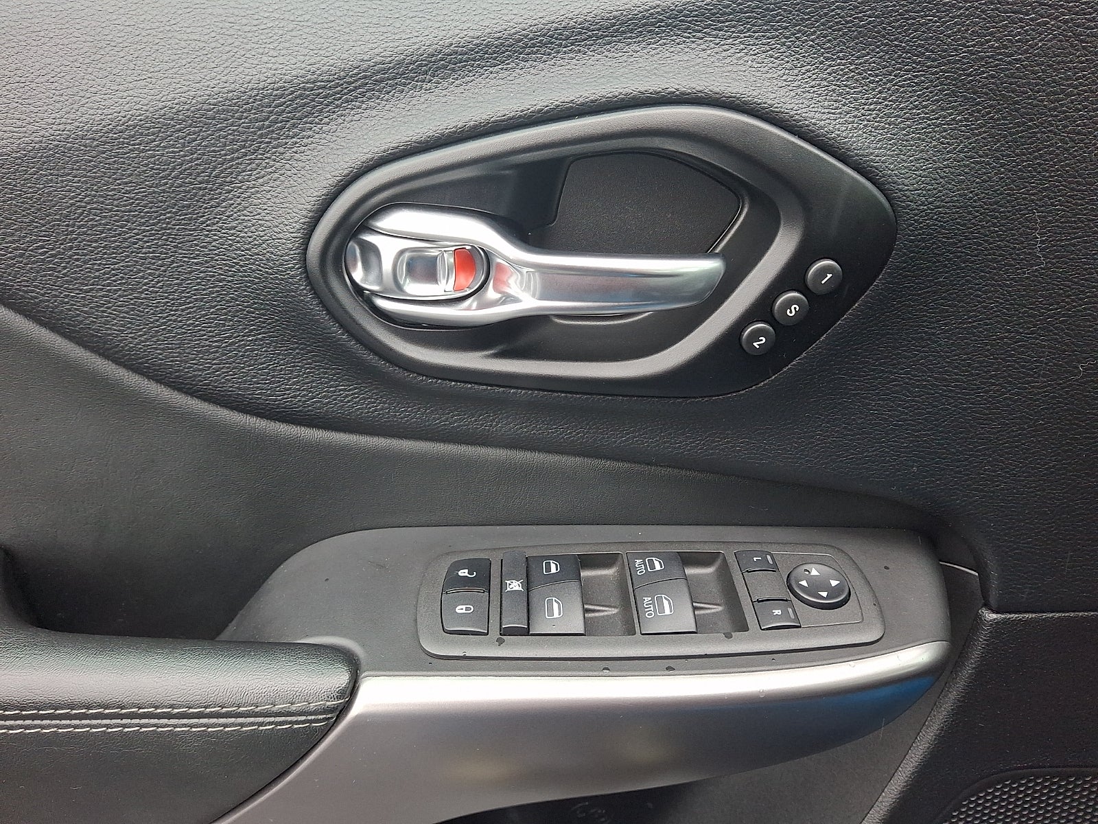 2022 Jeep Cherokee Limited 4x4