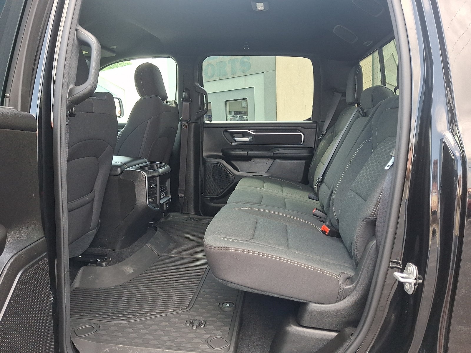 2025 RAM 1500 Big Horn Crew Cab 4x4 5'7" Box