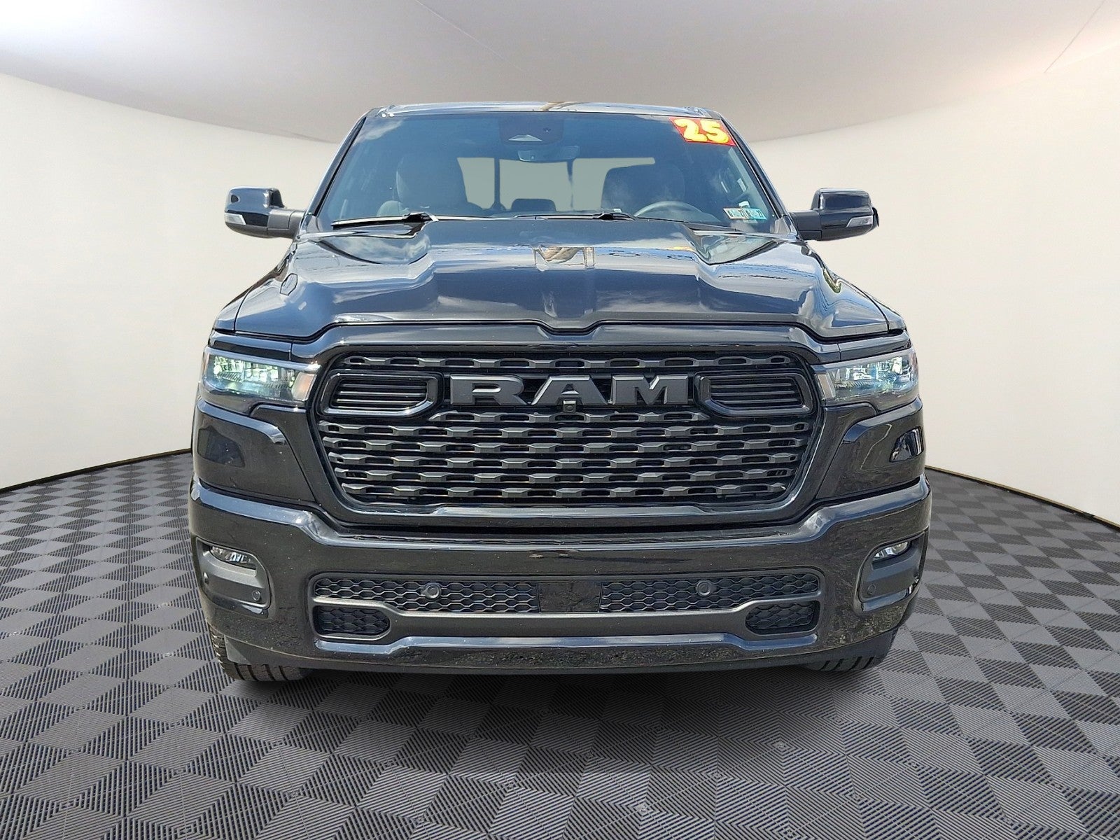 2025 RAM 1500 Big Horn Crew Cab 4x4 5'7" Box