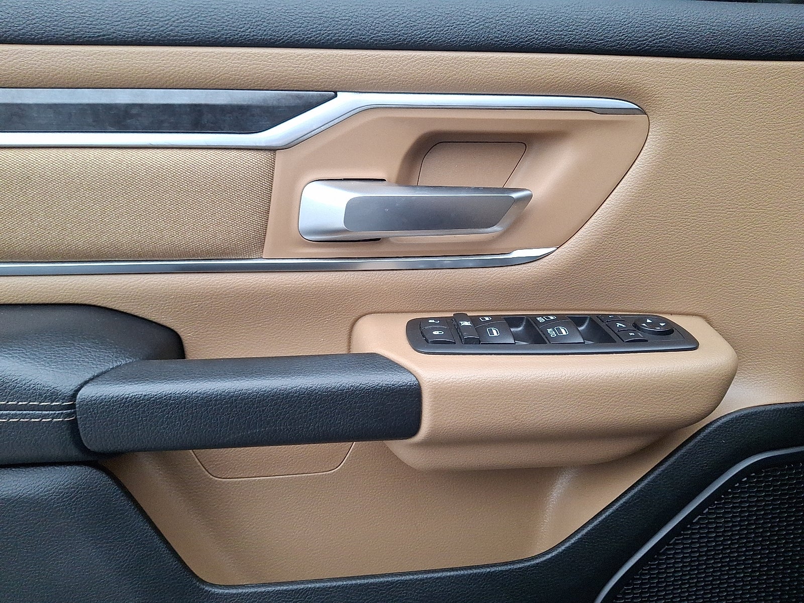 2019 RAM 1500 Big Horn/Lone Star Crew Cab 4x4 5'7" Box