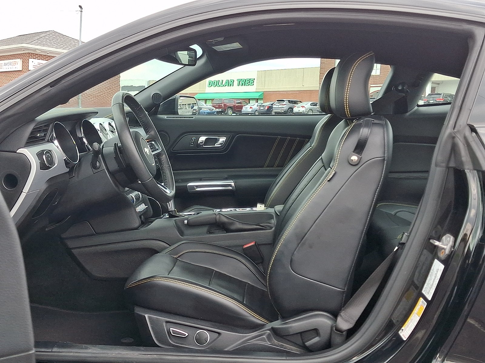 2017 Ford Mustang EcoBoost