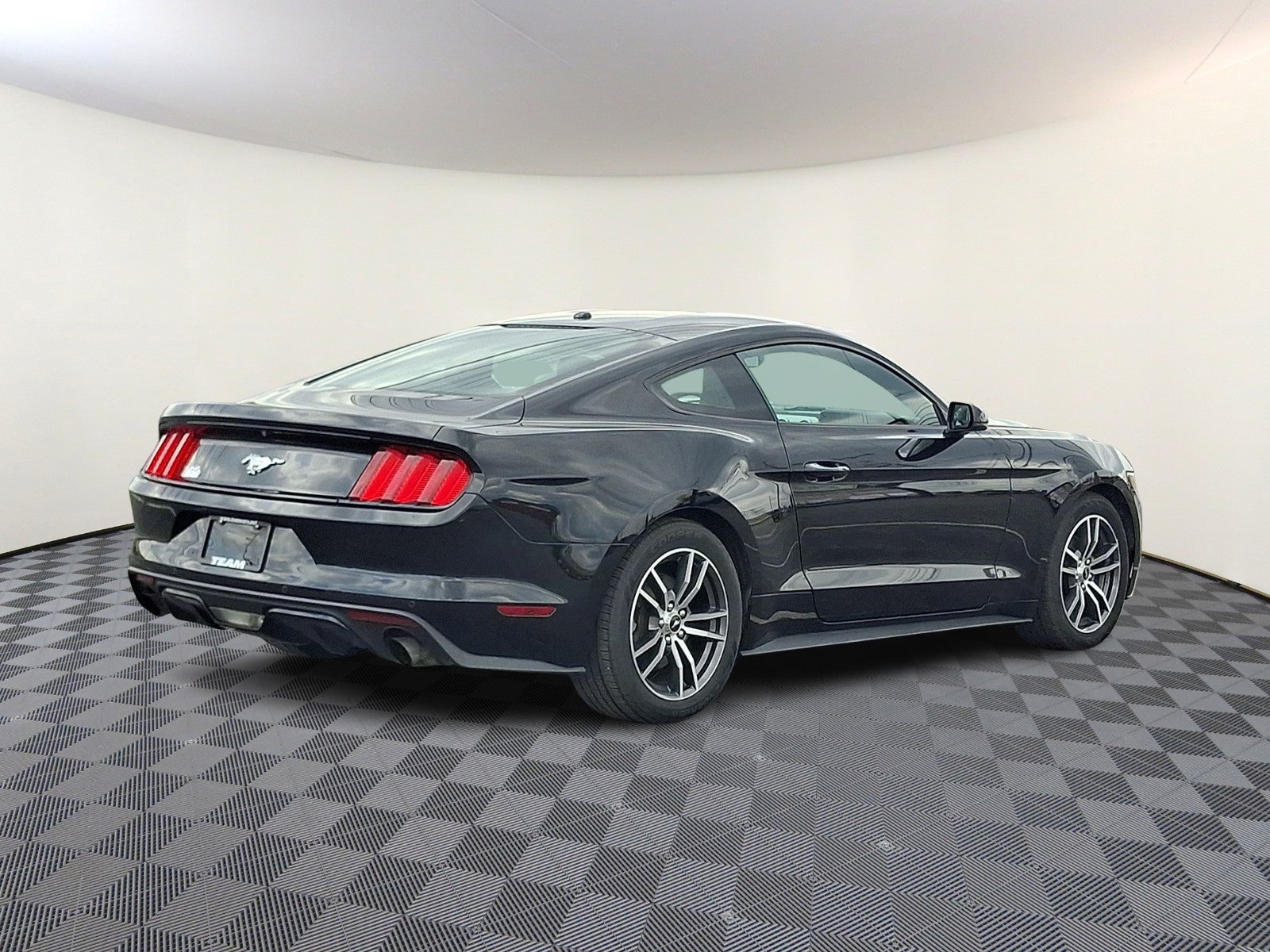 2017 Ford Mustang EcoBoost