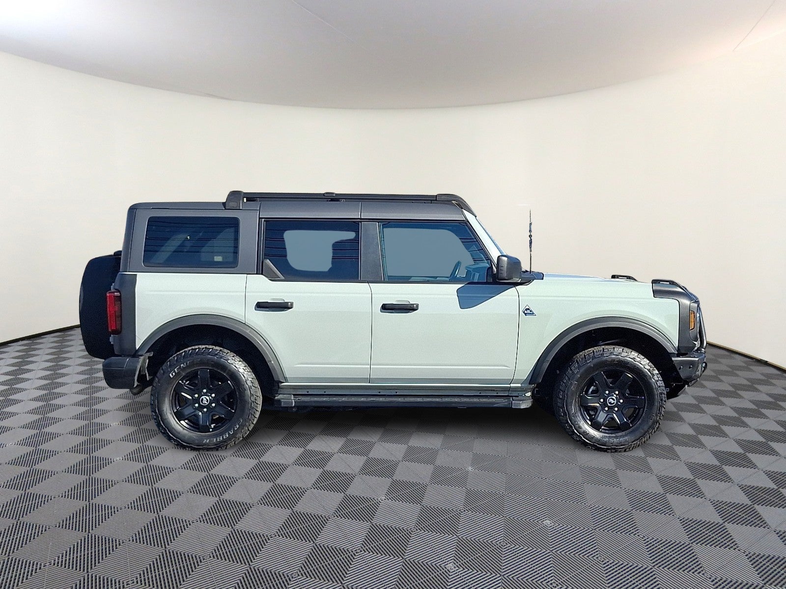 2022 Ford Bronco Black Diamond