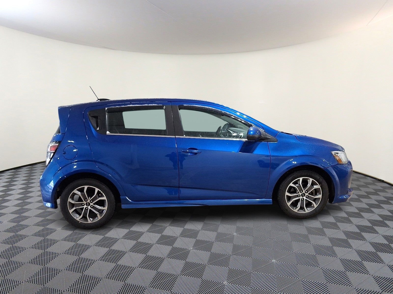 2018 Chevrolet Sonic LT Auto