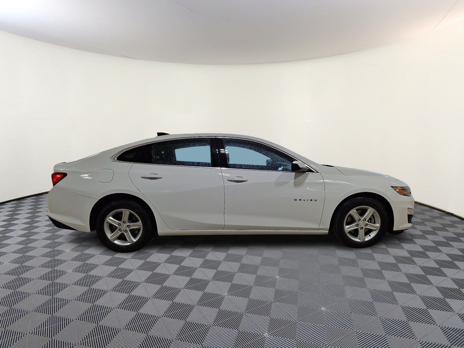 2025 Chevrolet Malibu FWD LS