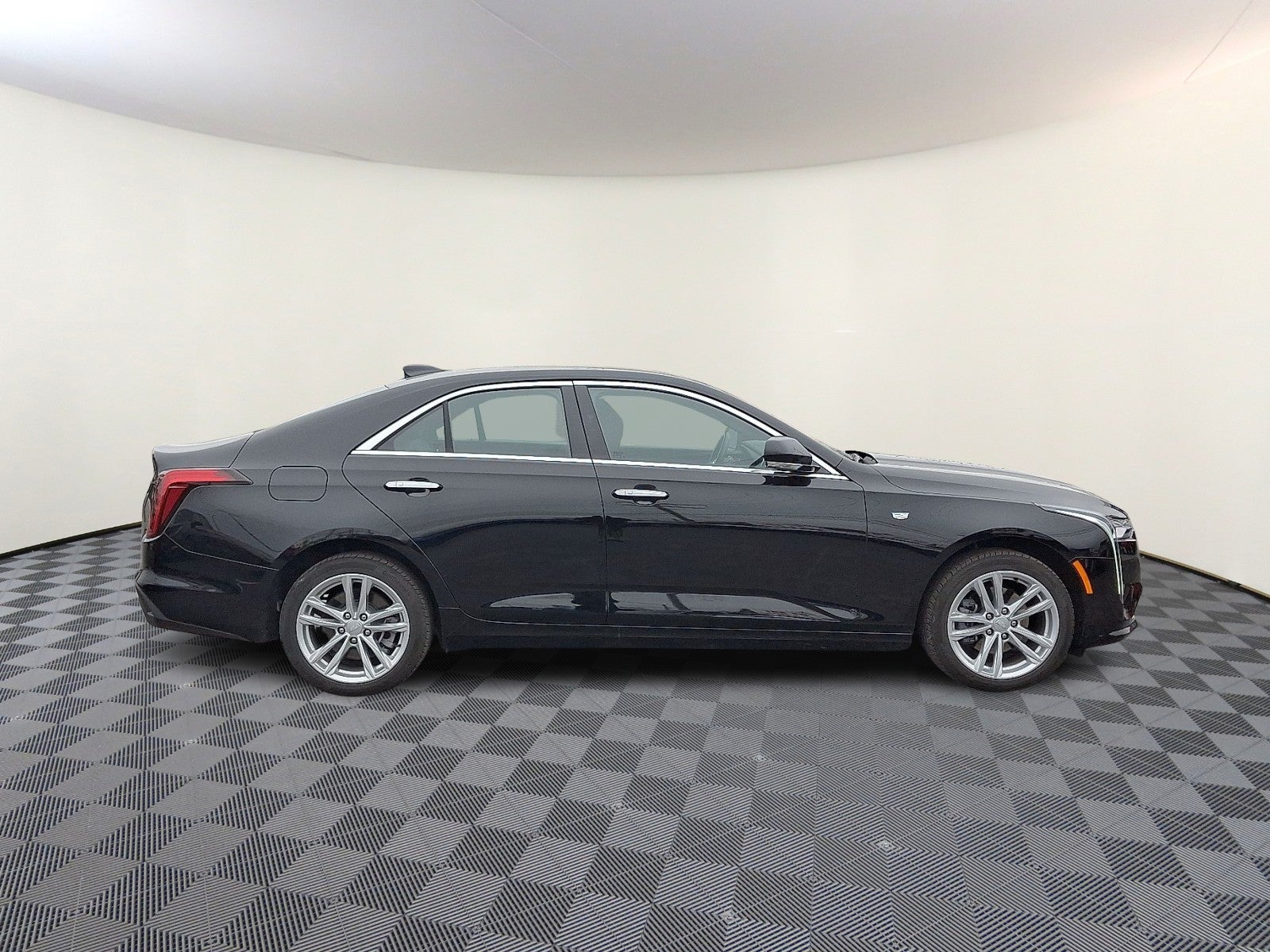 2025 Cadillac CT4 Luxury AWD