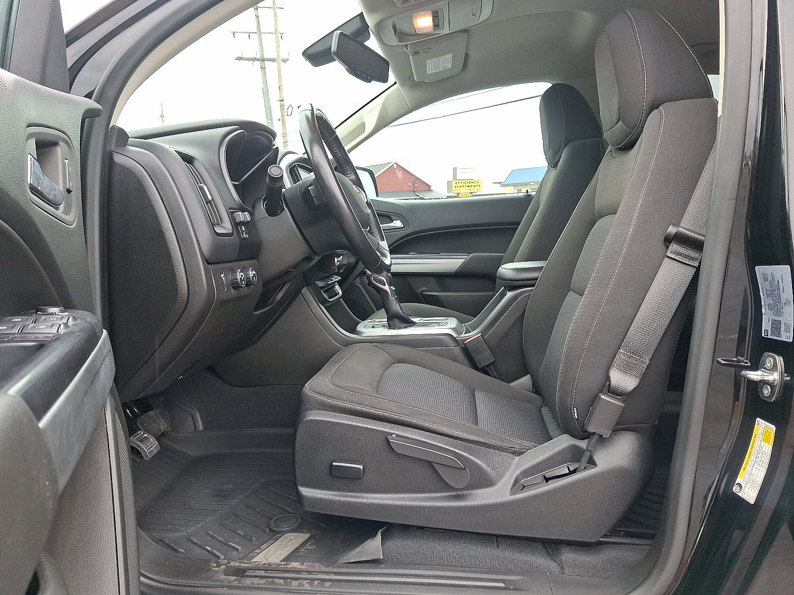 2022 Chevrolet Colorado 4WD Crew Cab Short Box LT