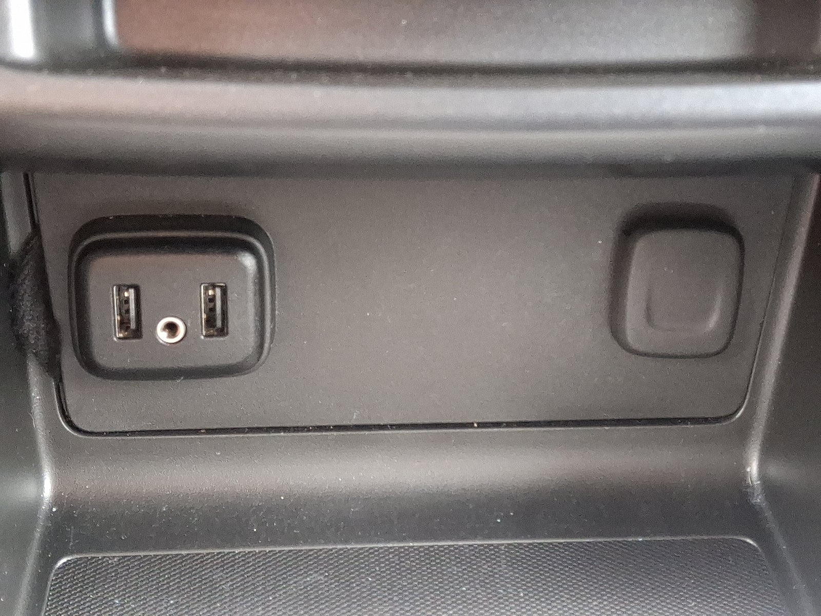 2022 Chevrolet Colorado 4WD Crew Cab Short Box LT