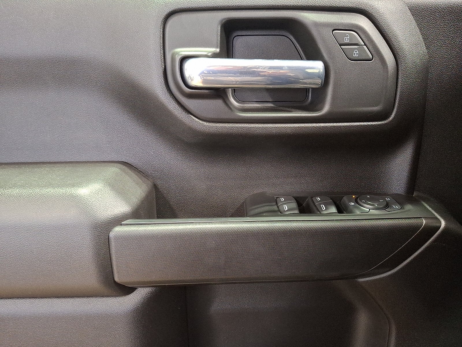 2022 Chevrolet Silverado 1500 LTD Custom Trail Boss