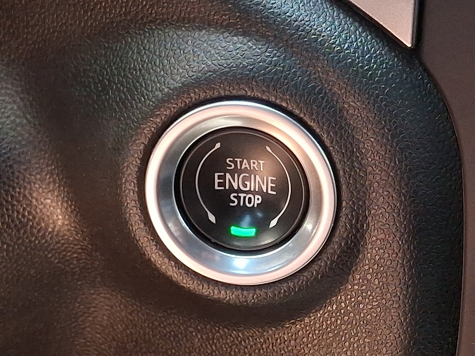 2022 Chevrolet Silverado 1500 LTD 4WD Crew Cab Short Bed LT with 2FL