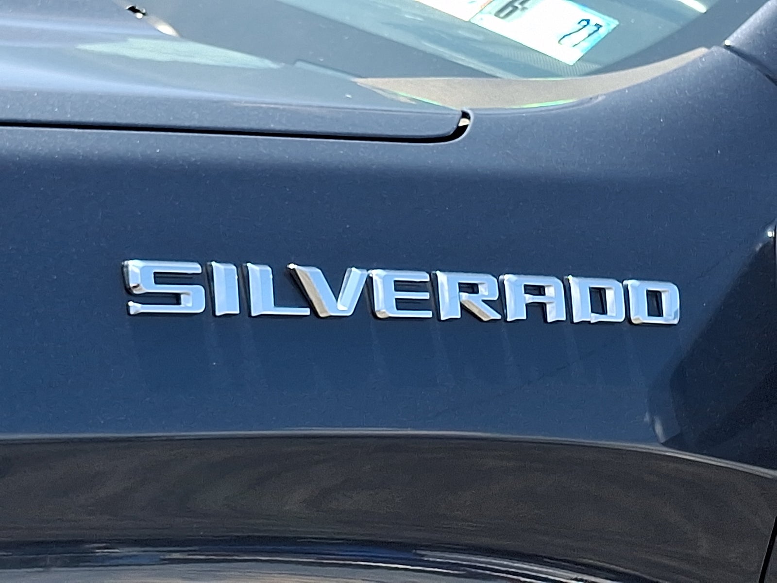 2022 Chevrolet Silverado 1500 LTD 4WD Crew Cab Short Bed LT with 2FL