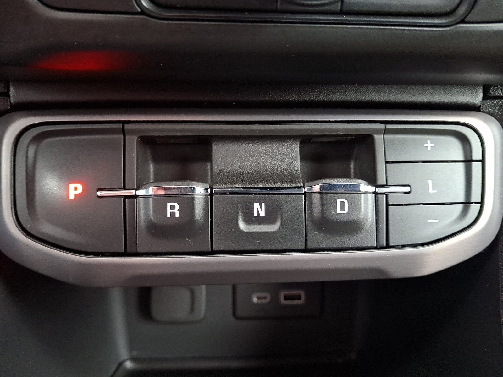 2023 GMC Acadia AWD AT4