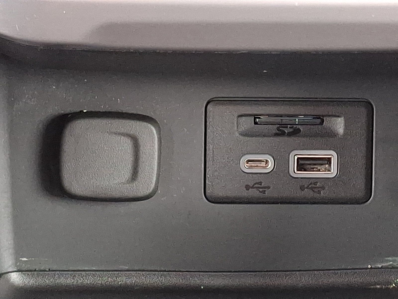 2023 GMC Acadia AWD AT4