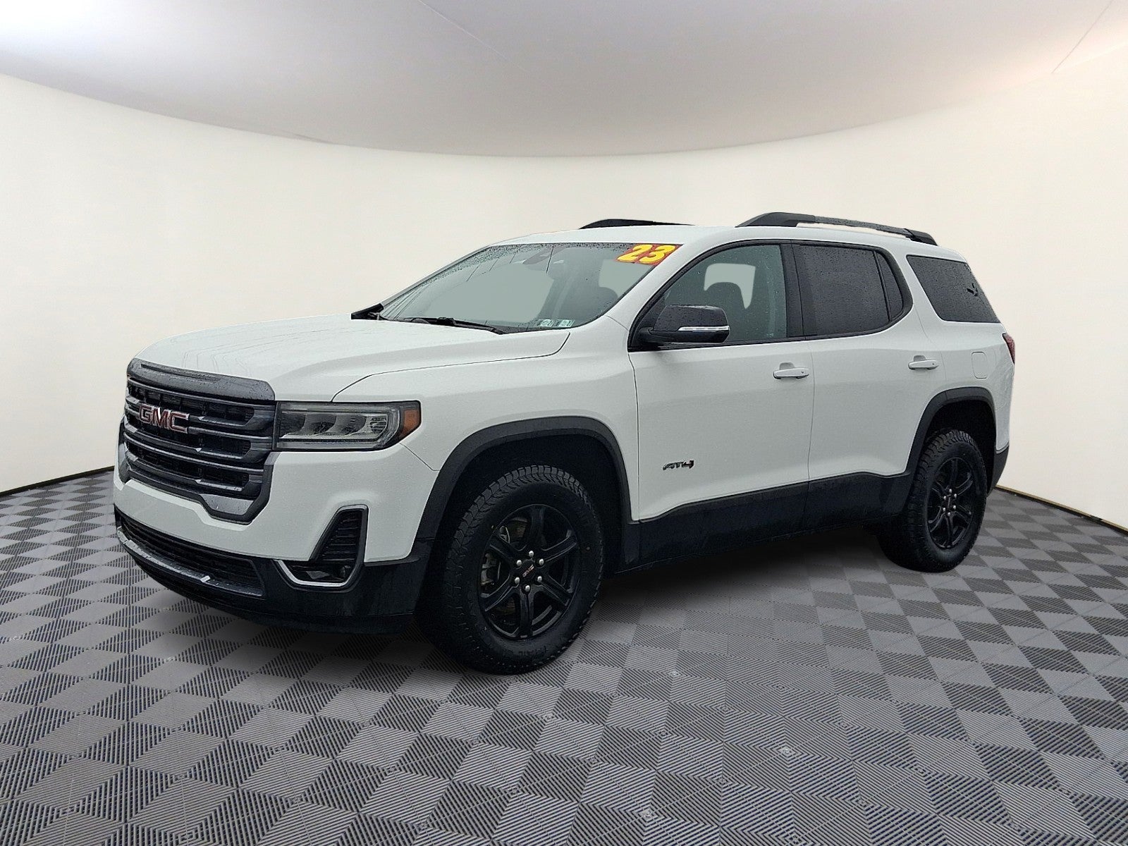 2023 GMC Acadia AWD AT4