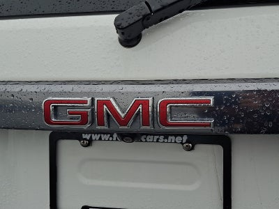 2023 GMC Acadia AWD AT4