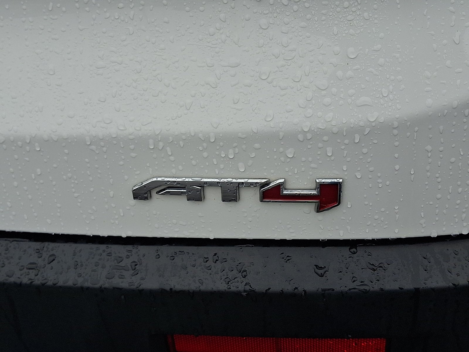 2023 GMC Acadia AWD AT4