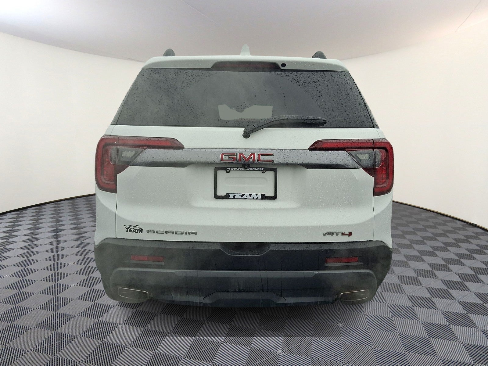 2023 GMC Acadia AWD AT4