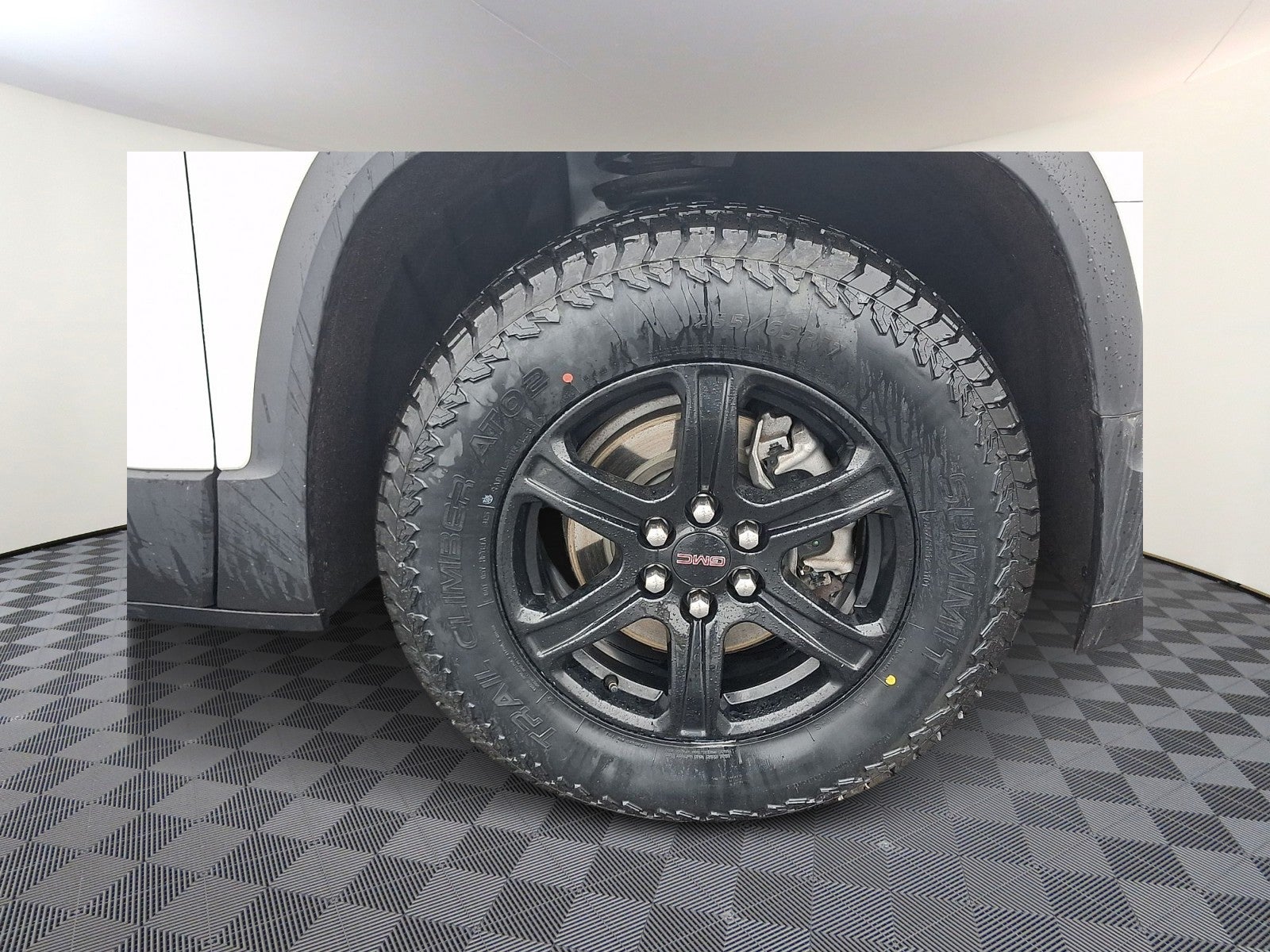 2023 GMC Acadia AWD AT4