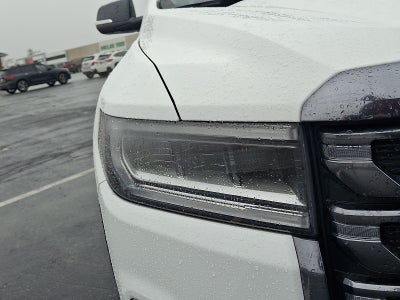 2023 GMC Acadia AWD AT4