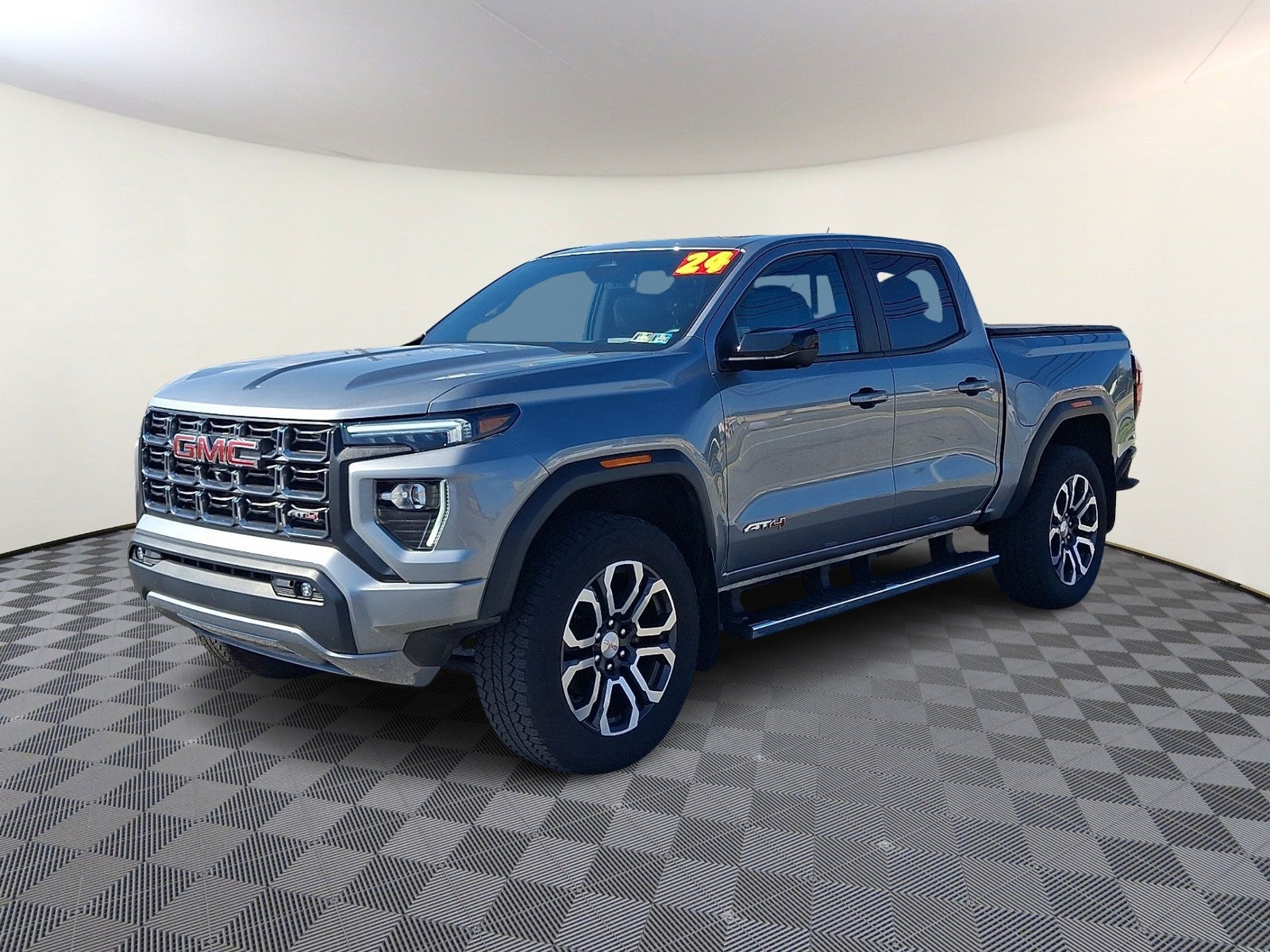 2024 GMC Canyon 4WD AT4