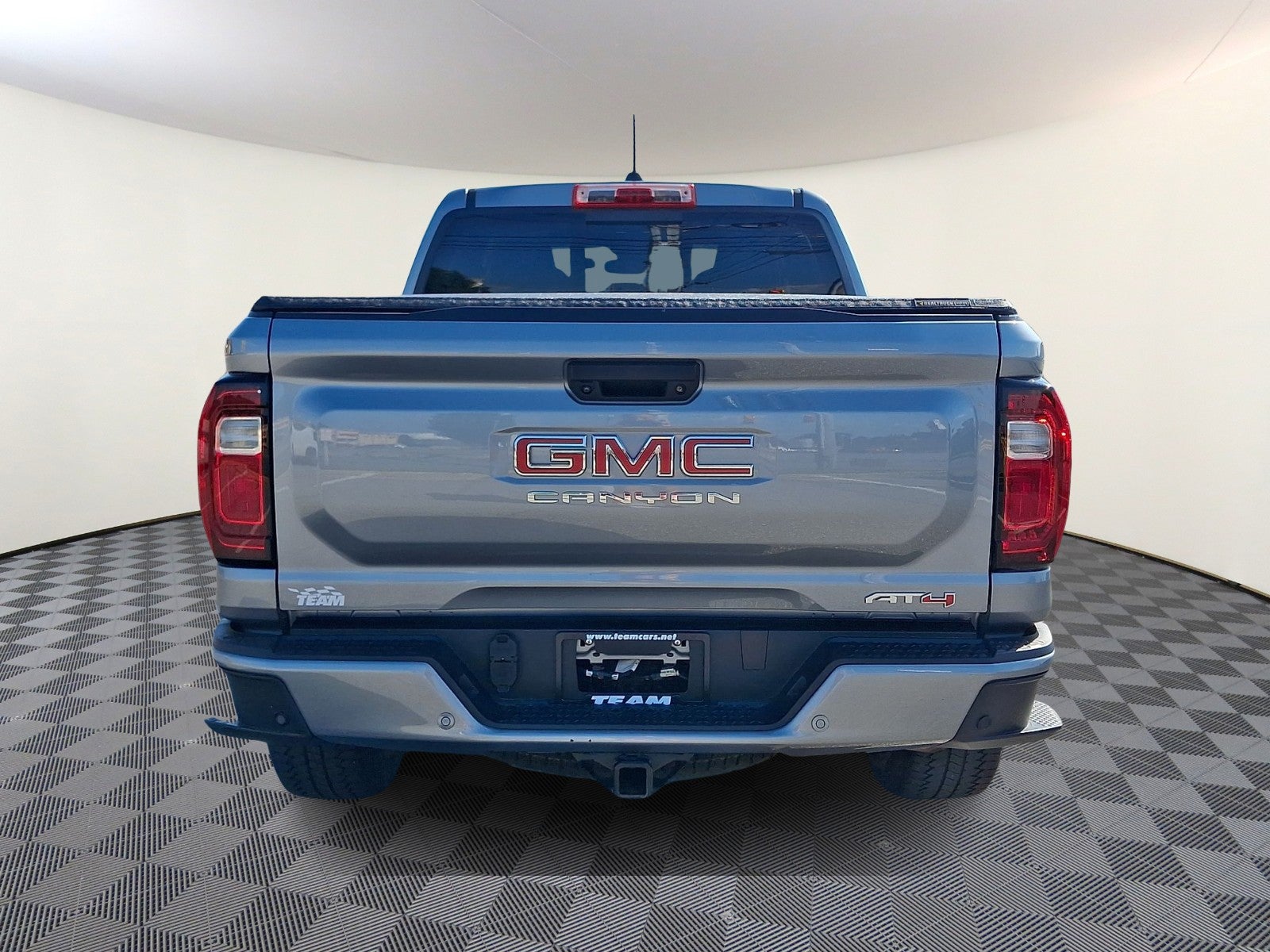 2024 GMC Canyon 4WD AT4