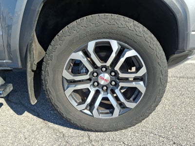 2024 GMC Canyon 4WD AT4