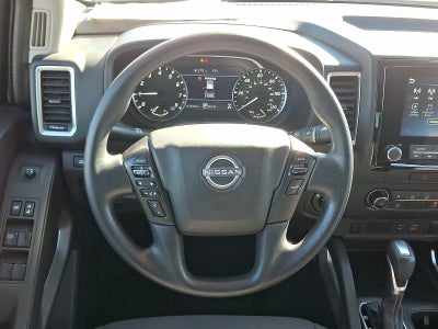 2022 Nissan Frontier Crew Cab SV 4x4