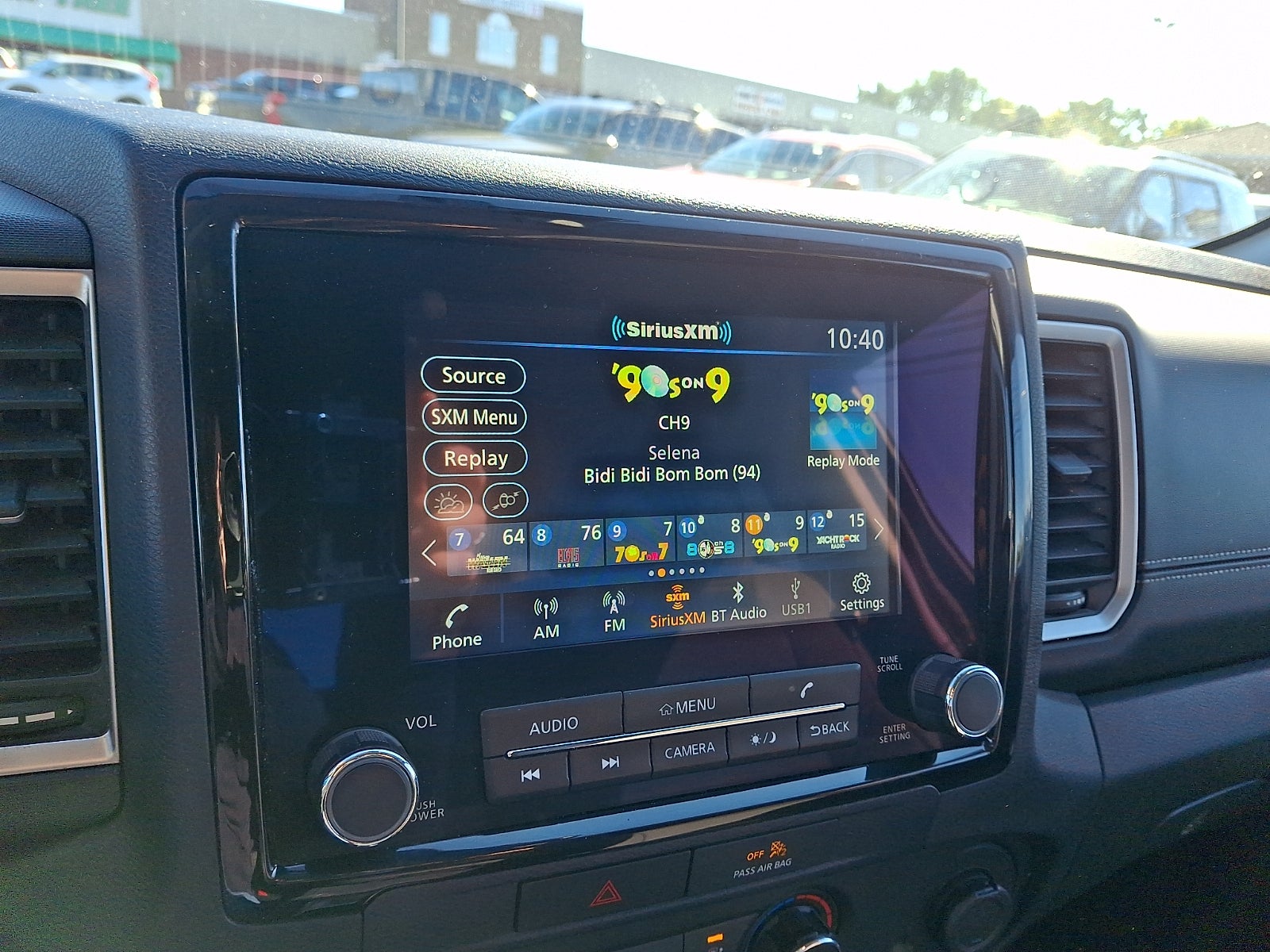2022 Nissan Frontier Crew Cab SV 4x4