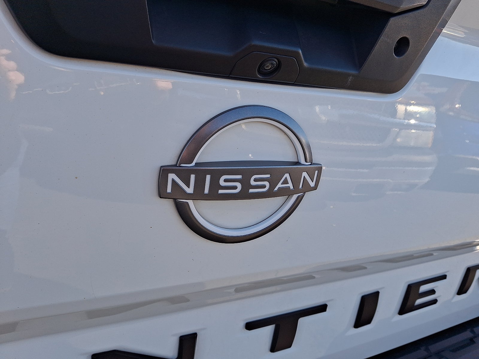 2022 Nissan Frontier Crew Cab SV 4x4