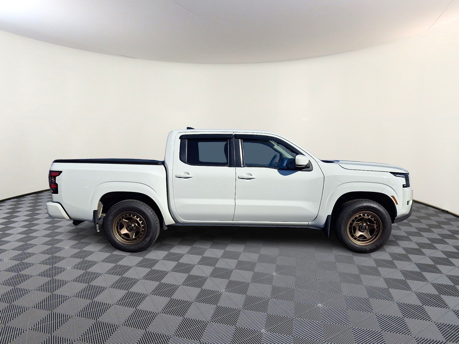 2022 Nissan Frontier Crew Cab SV 4x4