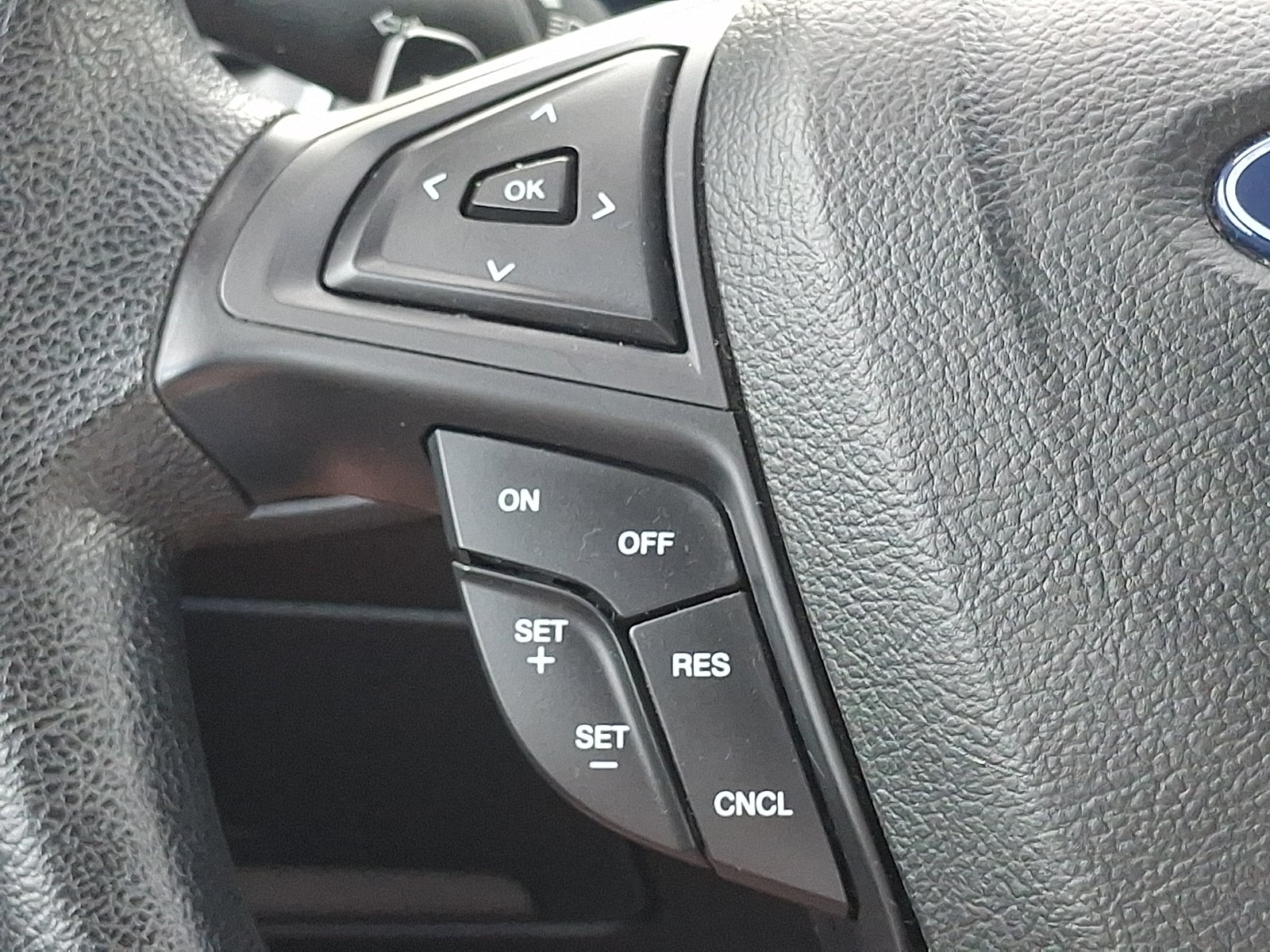 2018 Ford Edge SE