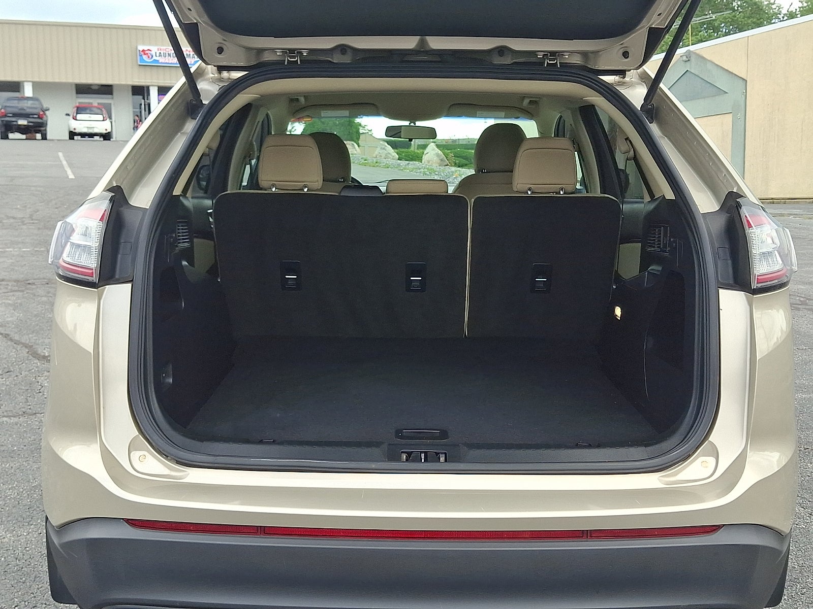 2018 Ford Edge SE