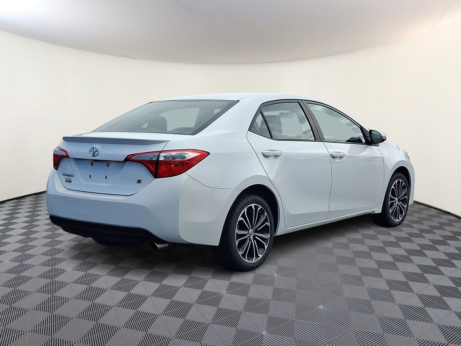 2014 Toyota Corolla S Plus