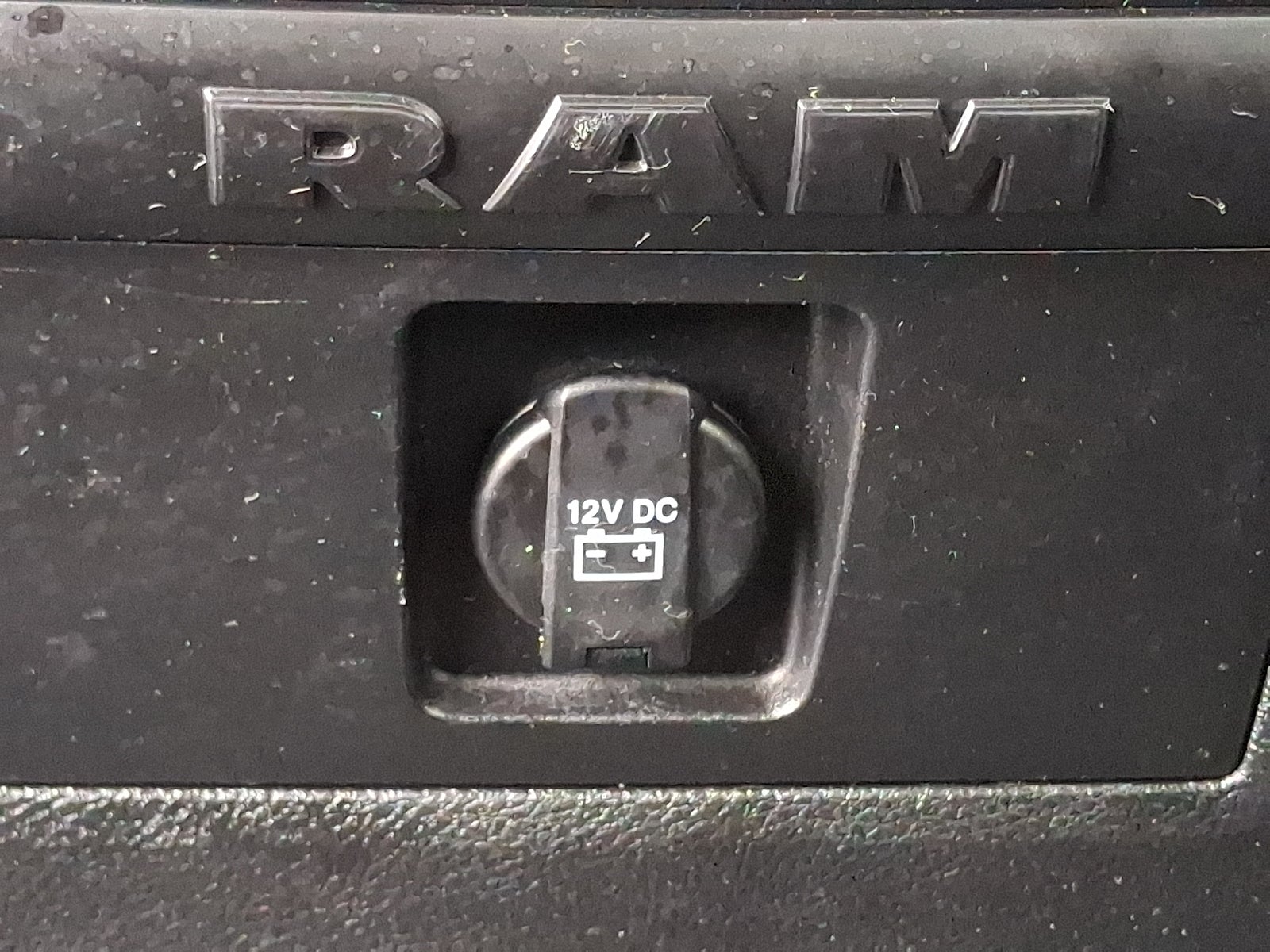 2018 RAM 1500 Big Horn Crew Cab 4x4 5'7" Box