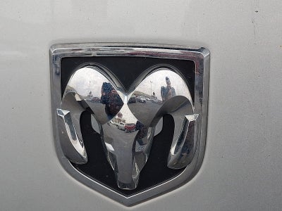 2018 RAM 1500 Big Horn Crew Cab 4x4 5'7" Box