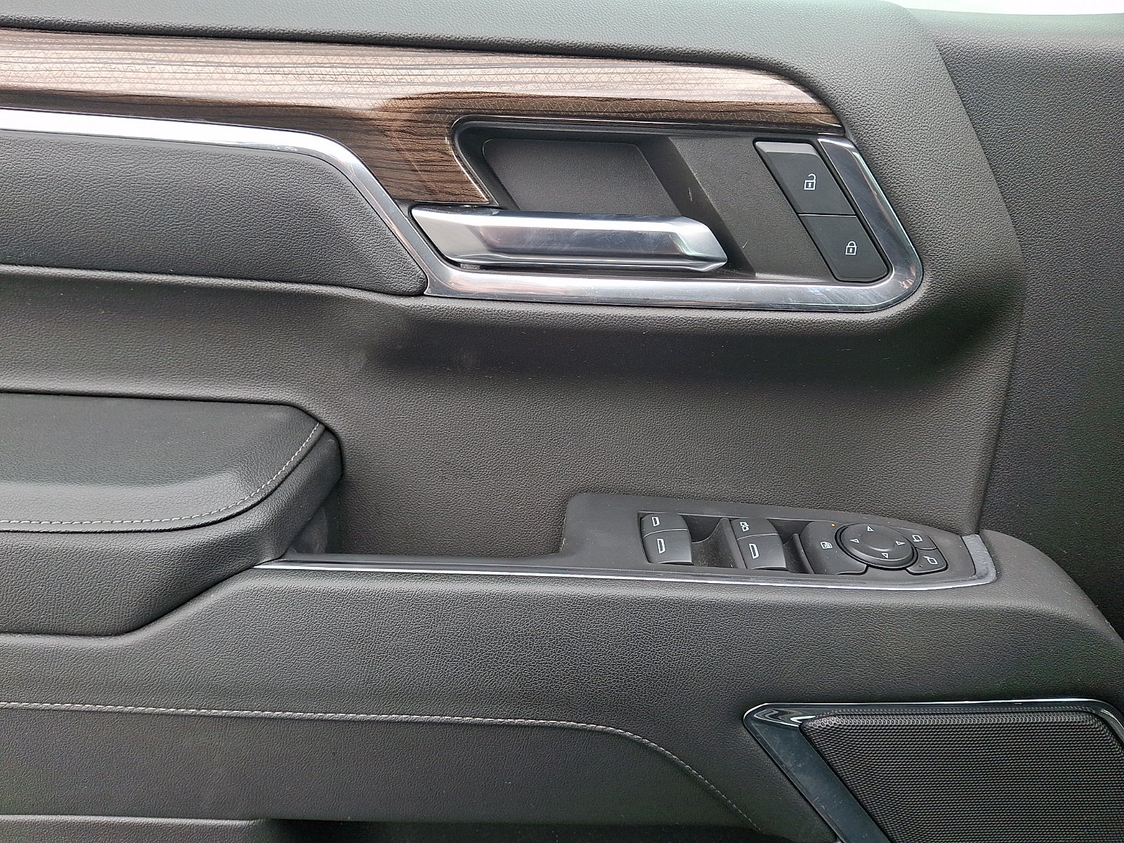 2024 Chevrolet Silverado 1500 4WD Crew Cab Short Bed LT with 2FL