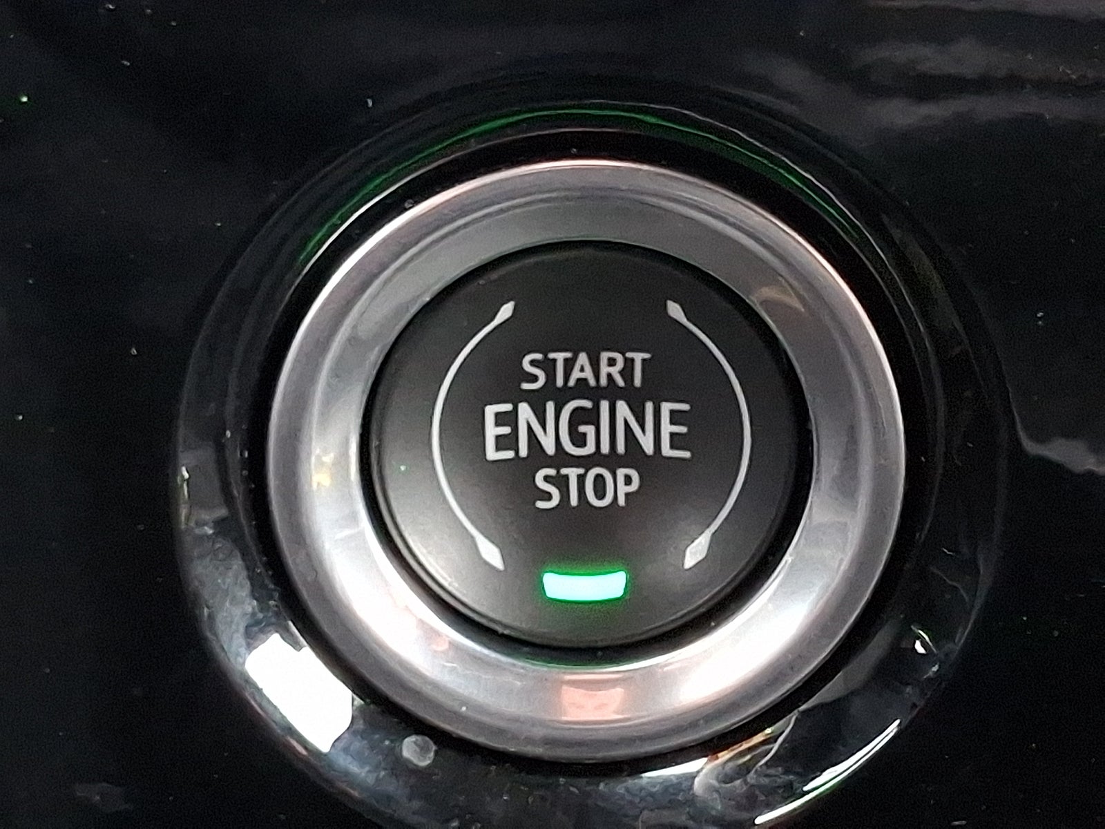 2024 Chevrolet Silverado 1500 4WD Crew Cab Short Bed LT with 2FL