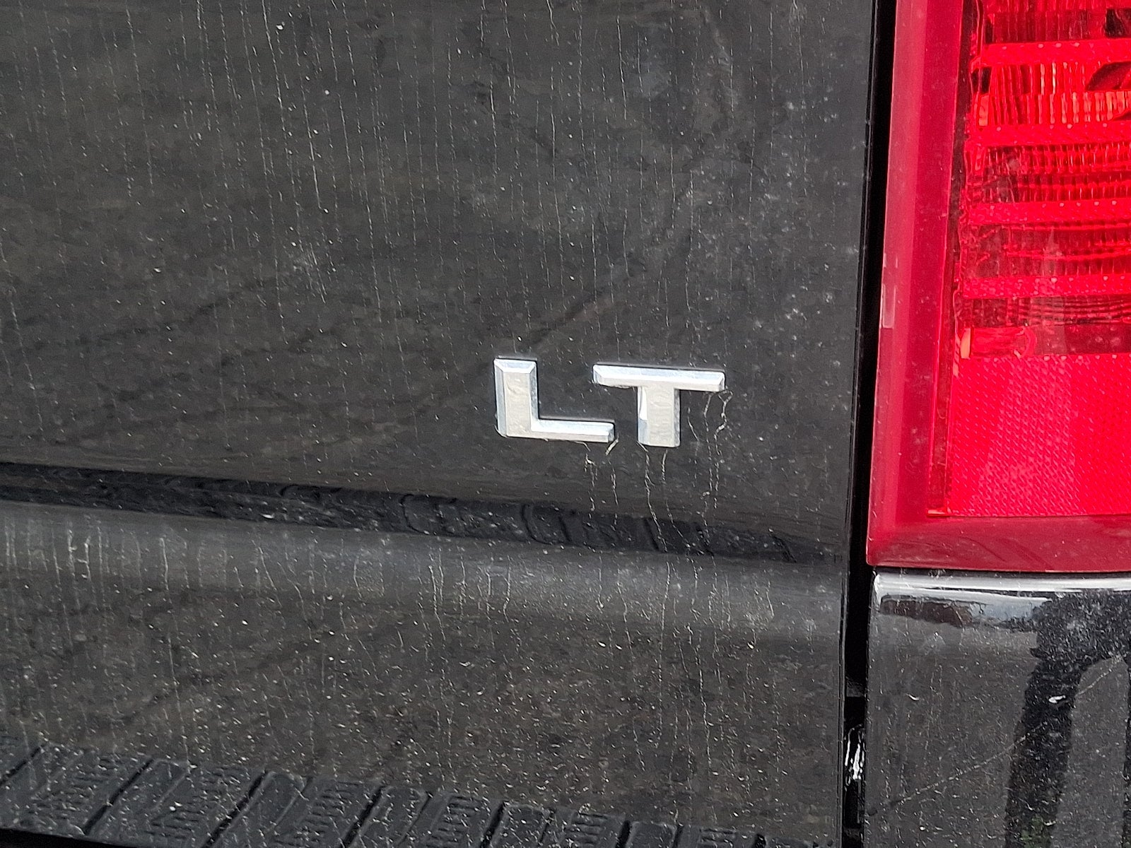 2024 Chevrolet Silverado 1500 4WD Crew Cab Short Bed LT with 2FL