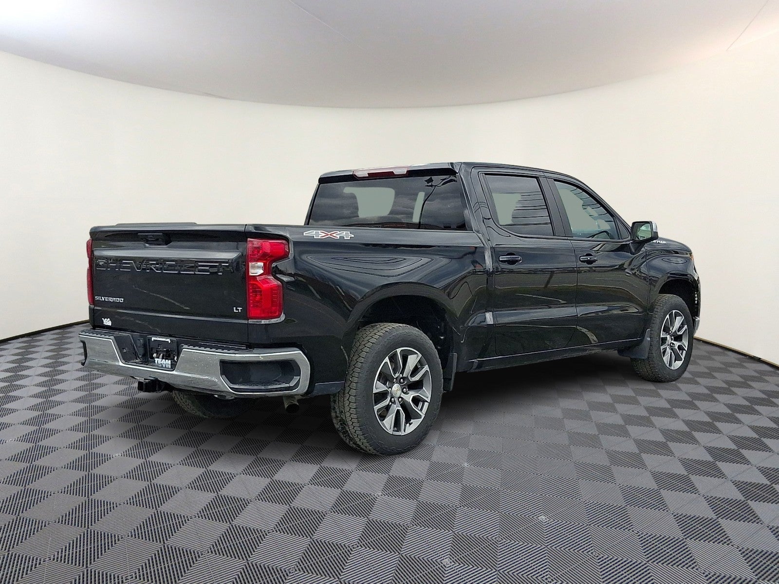 2024 Chevrolet Silverado 1500 4WD Crew Cab Short Bed LT with 2FL