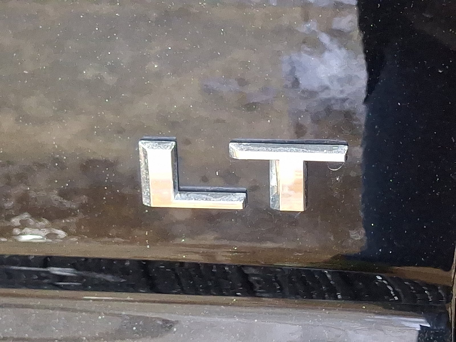 2024 Chevrolet Silverado 1500 4WD Crew Cab Short Bed LT with 2FL