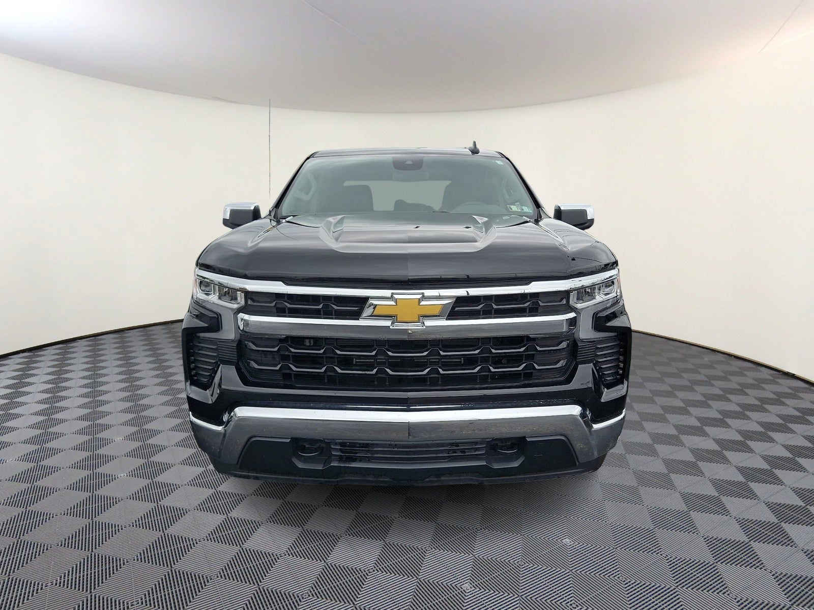 2025 Chevrolet Silverado 1500 4WD Crew Cab Short Bed LT with 2FL
