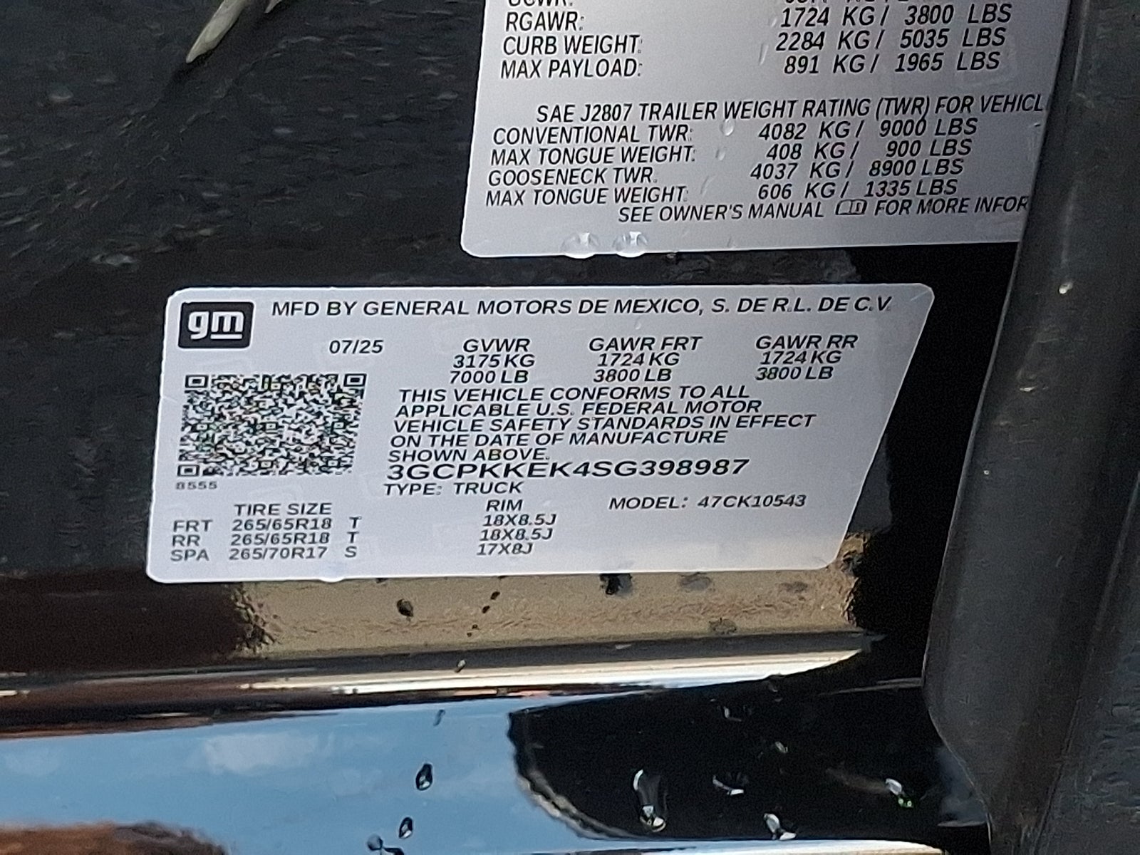 2025 Chevrolet Silverado 1500 4WD Crew Cab Short Bed LT with 2FL