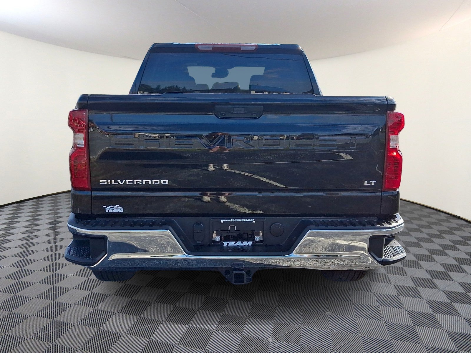 2025 Chevrolet Silverado 1500 4WD Crew Cab Short Bed LT with 2FL