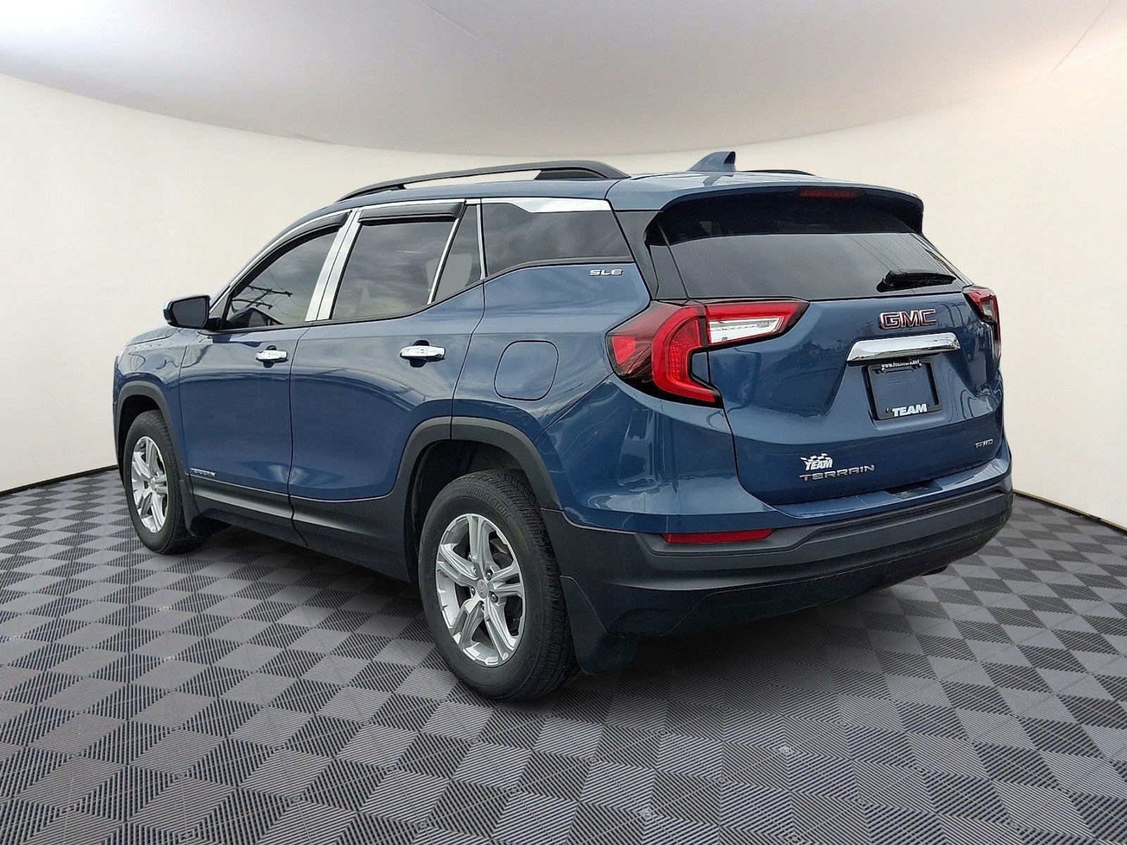 2024 GMC Terrain AWD SLE