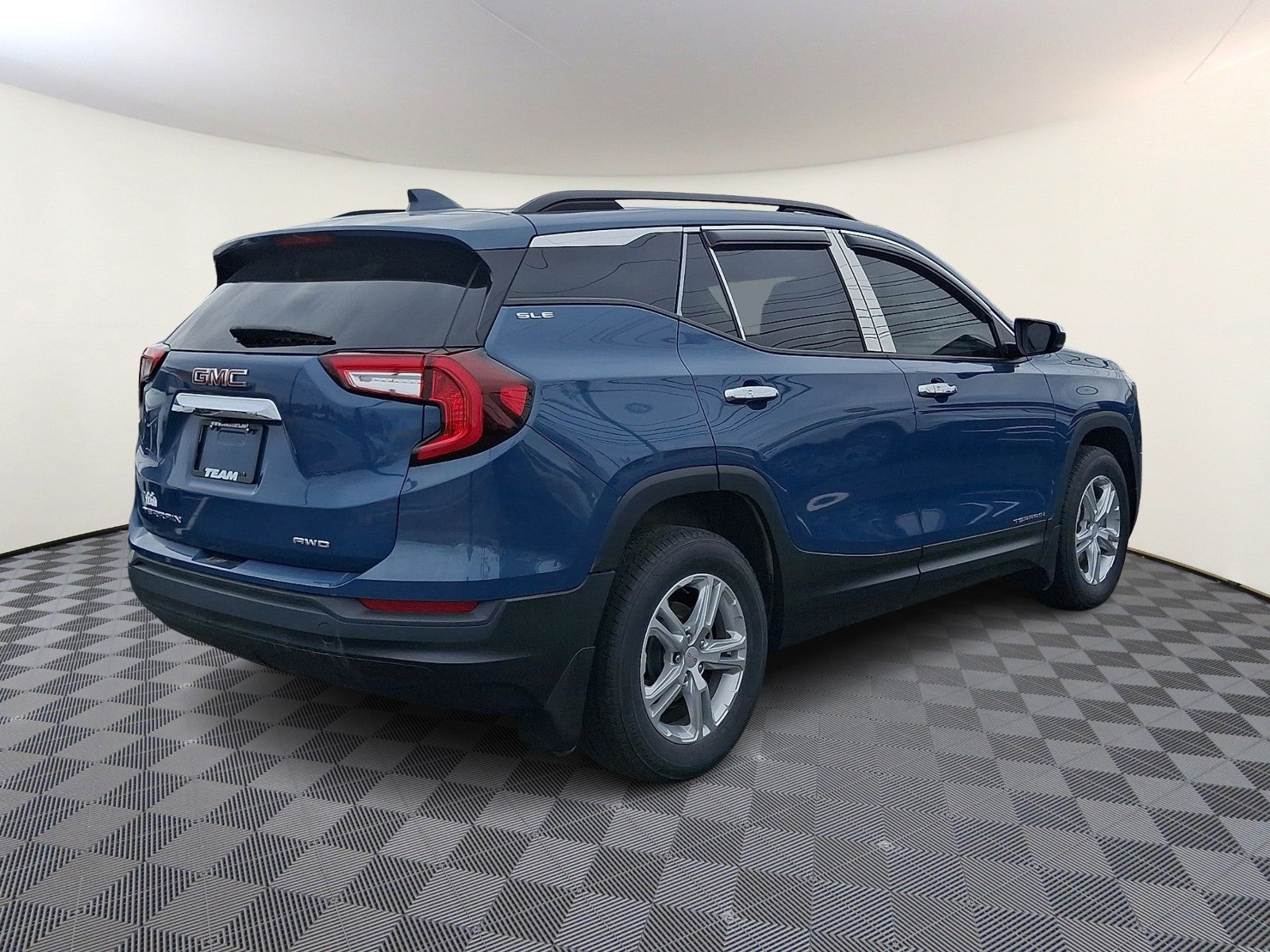 2024 GMC Terrain AWD SLE