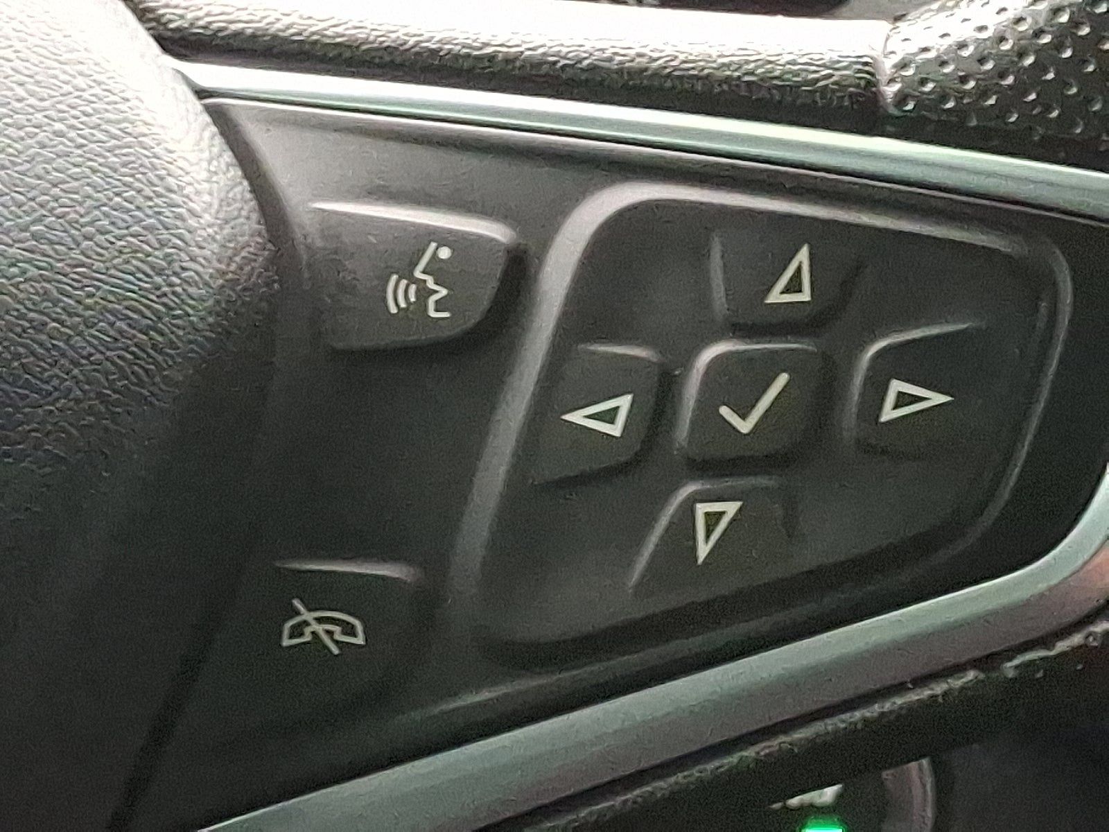 2022 Chevrolet Equinox AWD LS