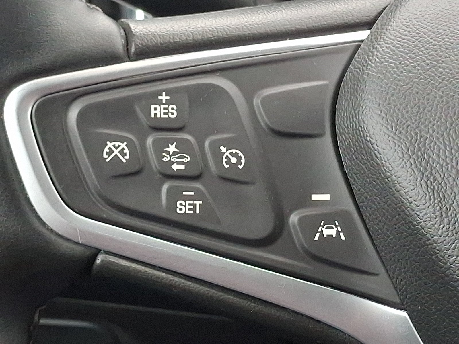 2023 Chevrolet Equinox AWD LT