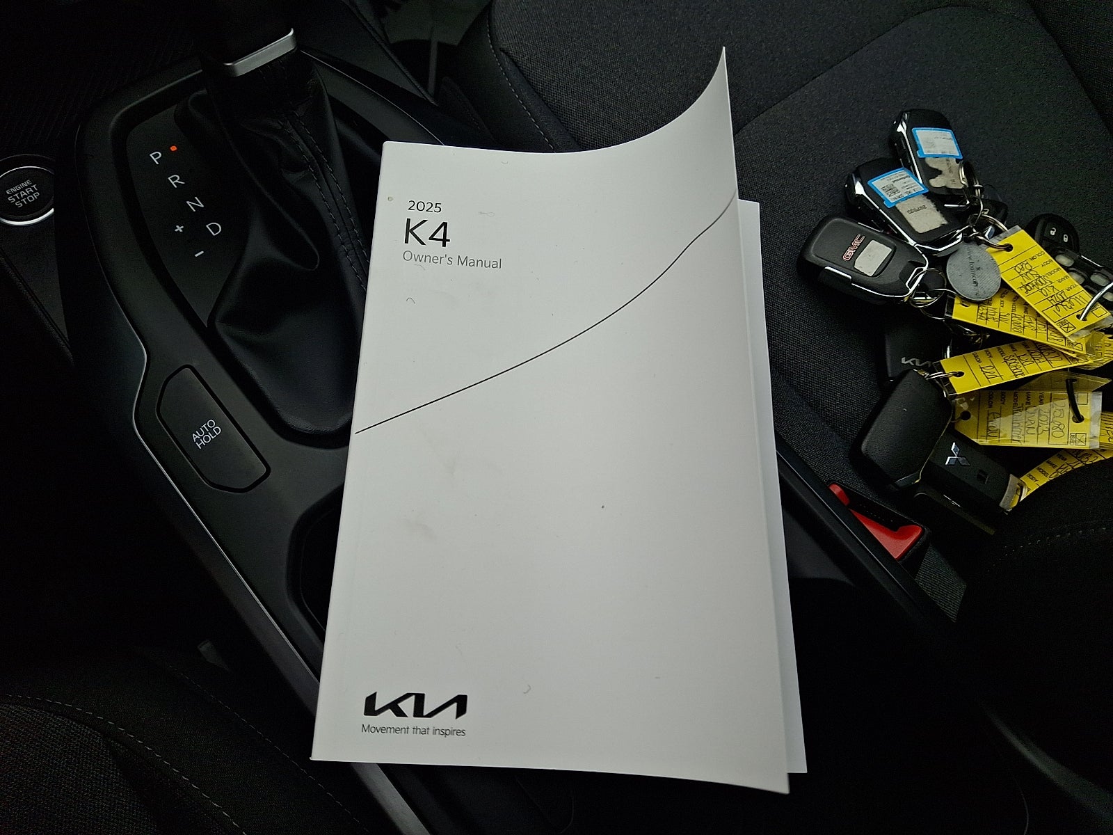 2025 Kia K4 LXS