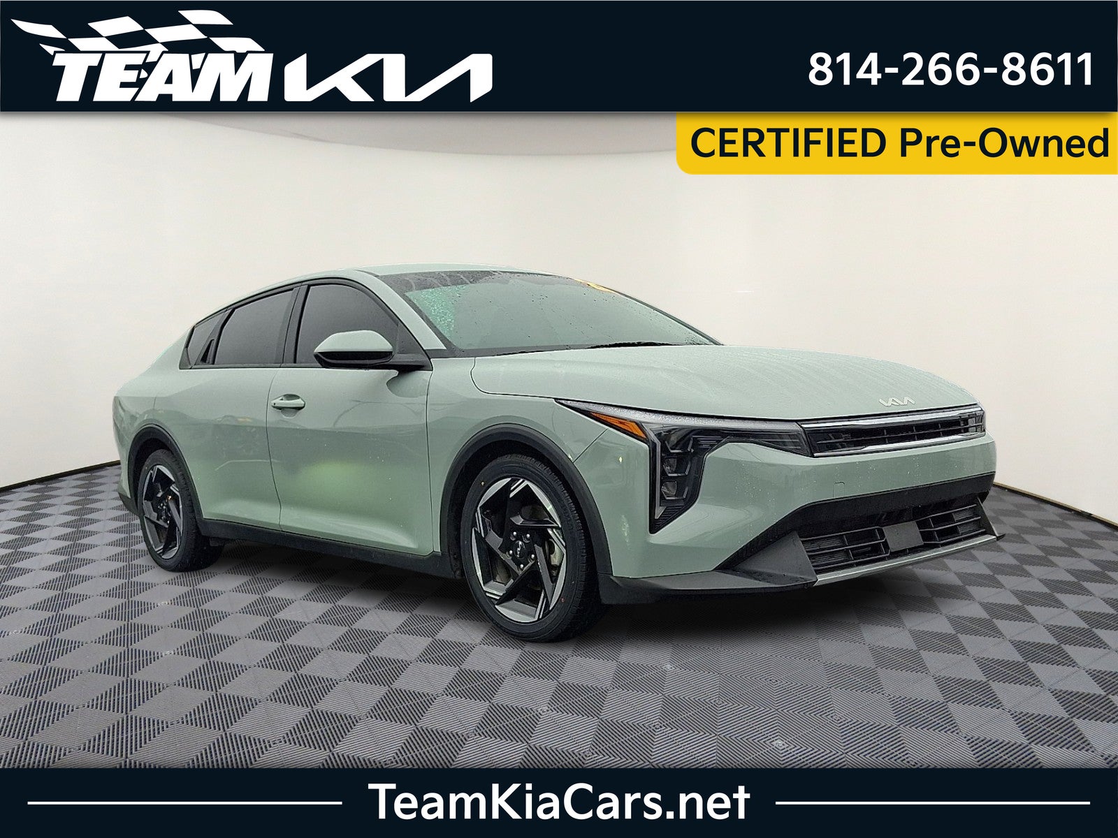 2025 Kia K4 EX AT's photo