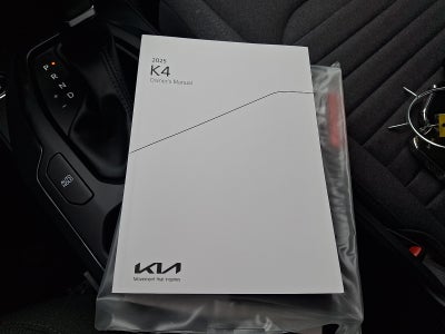 2025 Kia K4 EX